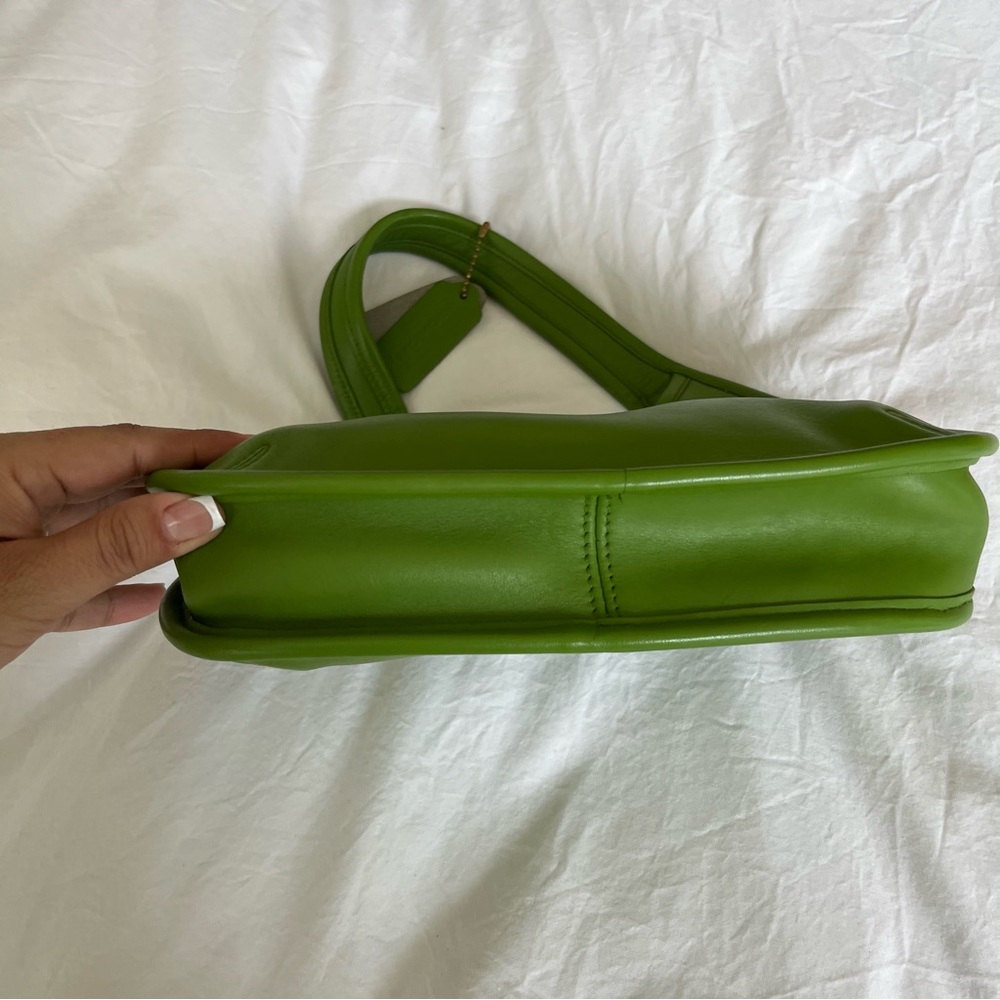 Rare Vintage Coach Ergo Bag Mini Green Leaf
9027 Satchel Hobo - Picture 7 of 13